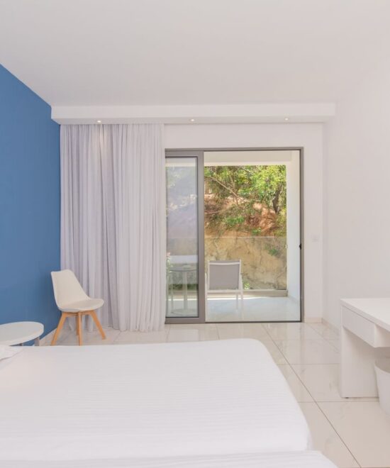 EXECUTIVE GARDEN VIEW 3